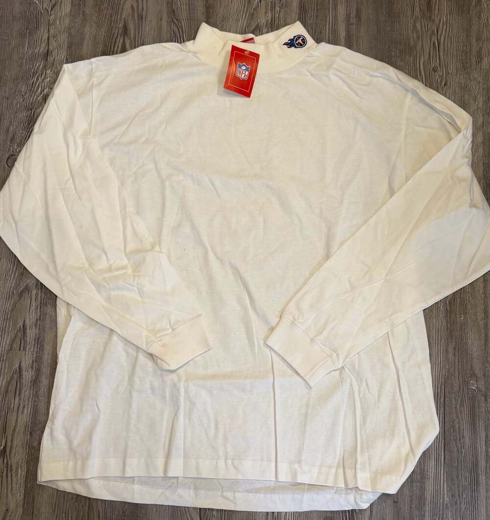 NFL Tennessee Titans Size XL White Long Sleeve Mock Neck Shirt NWT